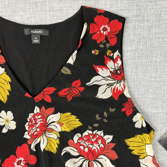 Alfani Red Floral Asymmetrical Sheer Overlay Tank Top Petite Size Large - Picture 3 of 5